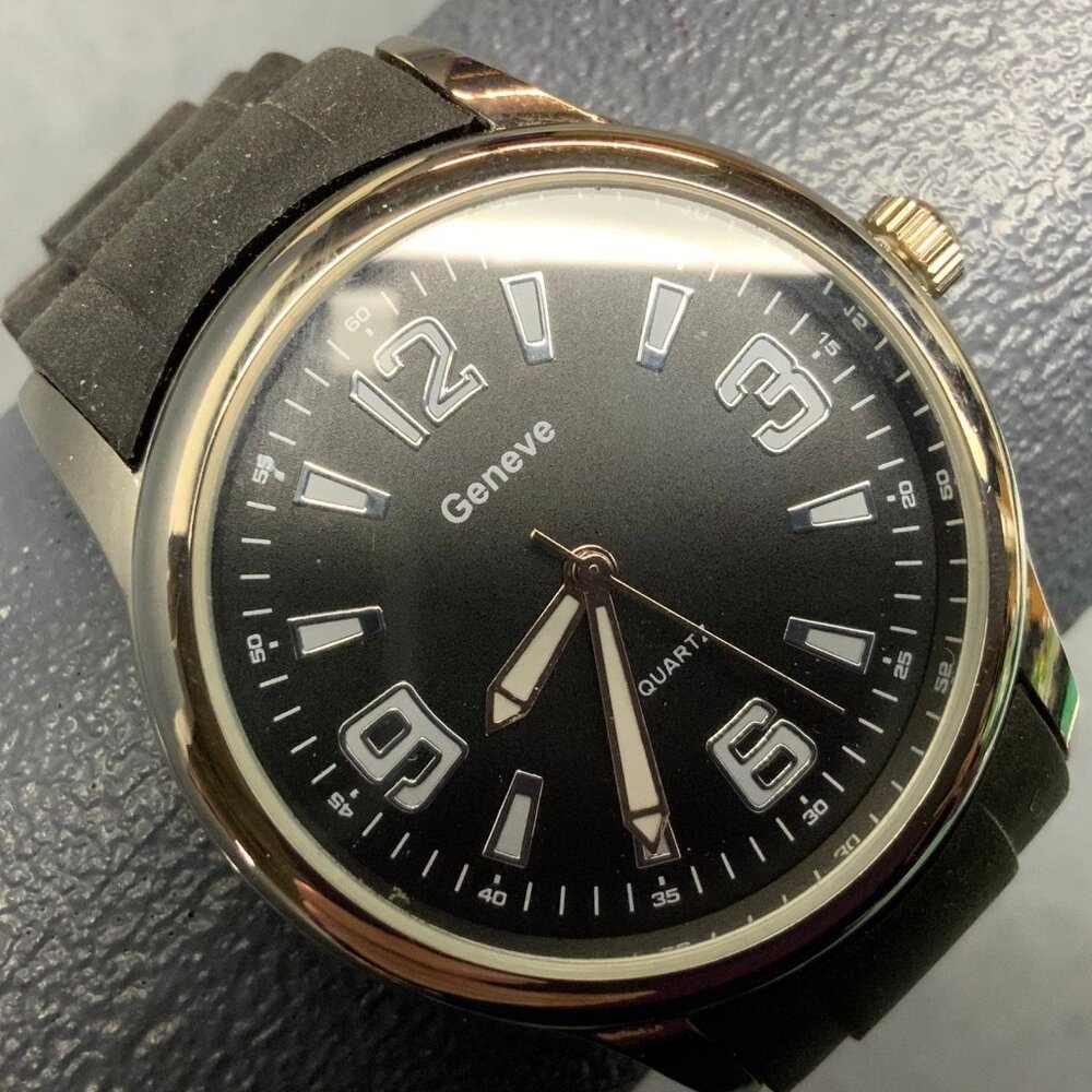Geneve Mens Quartz Watch SOLD AS IS FOR PARTS ONLY Black Silicone Silver - Picture 2 of 5